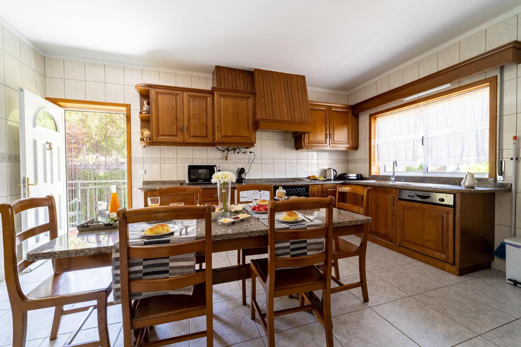 Gondomar Guimaraes - Moradia V3 Com Piscina Natural By House And People Экстерьер фото